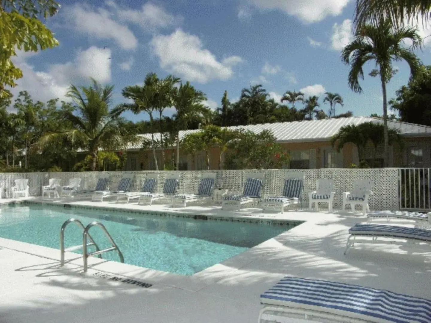 Marco Island Lakeside Inn