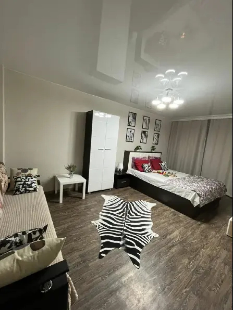 Апартаменты в 7-м микрорайоне 27