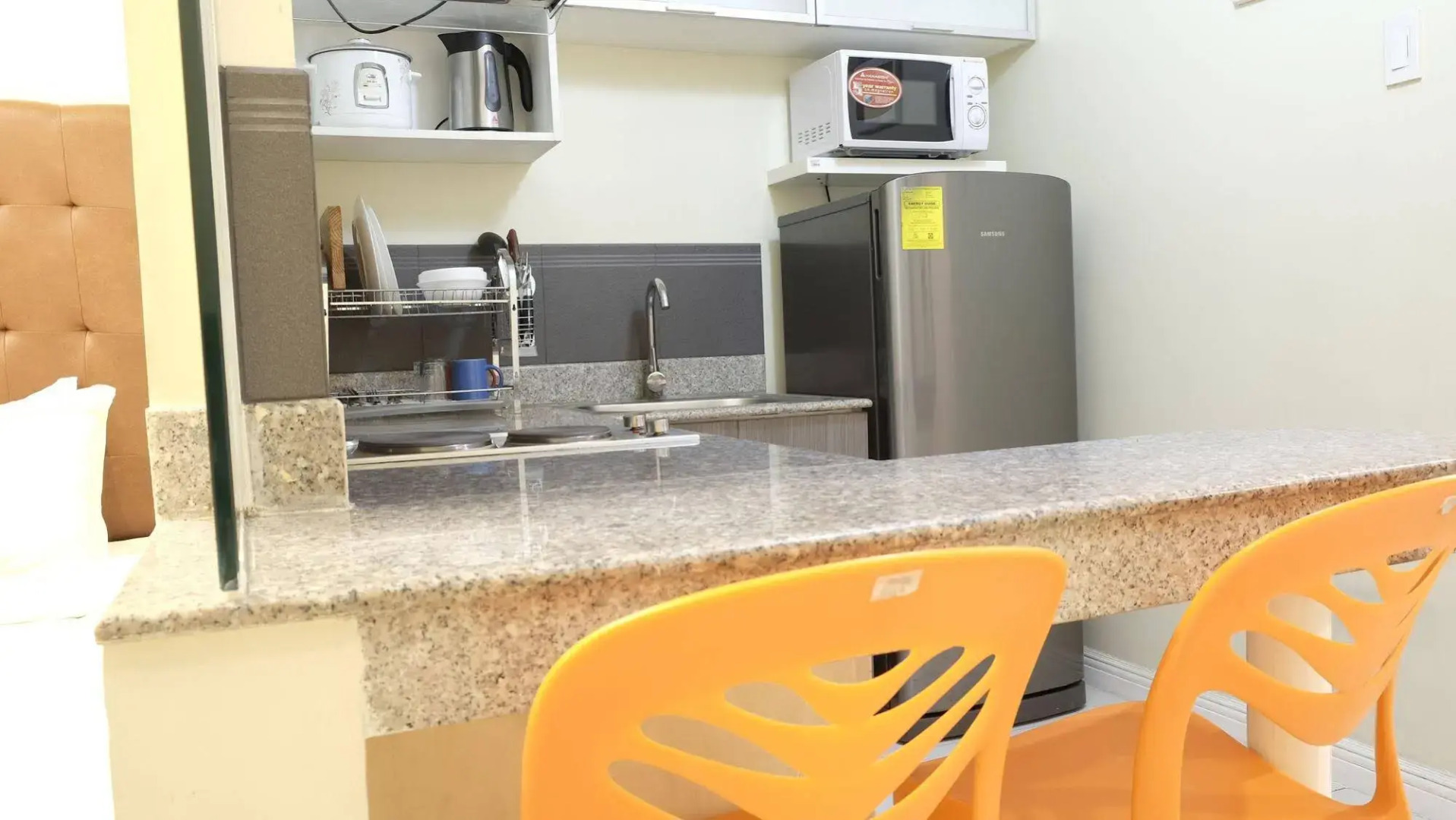 ZEN Rooms Malate Robinsons