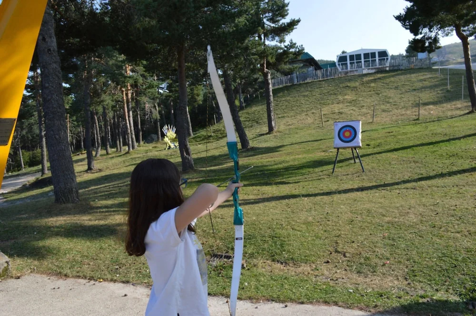 Oca Manzaneda Estación de Montaña