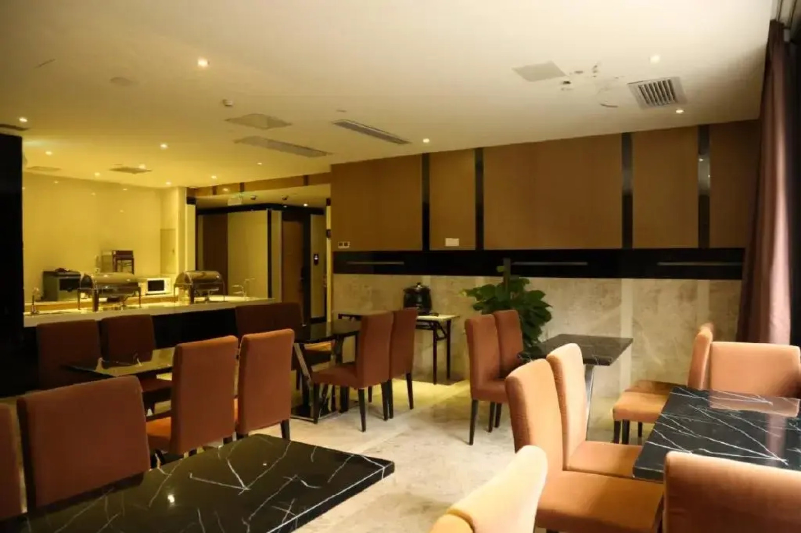 Lavande Hotel Zhuhai Gongbei Port Branch