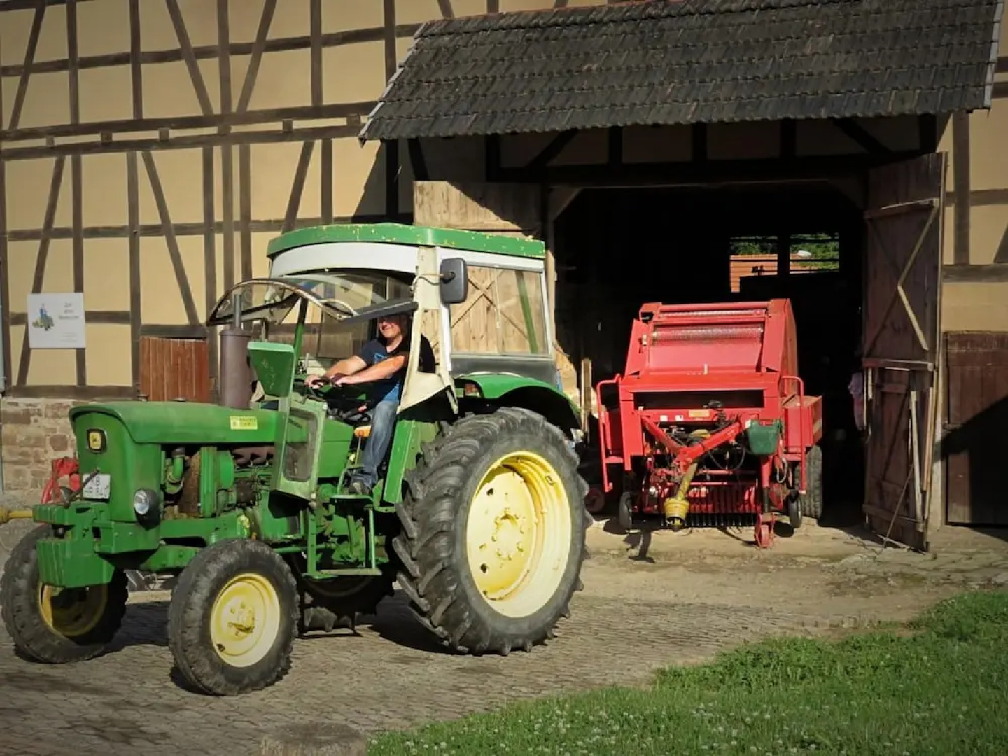 Geraumiges Ferienhaus im Kellerwal mit Terrasse