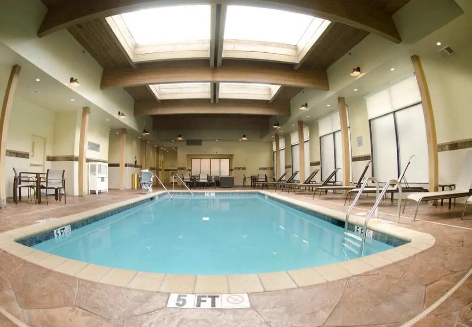 Courtyard Waterbury Downtown