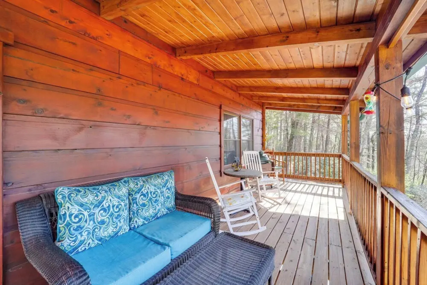 Cozy Family Cabin w/ Hot Tub - 10 Mi to App State!