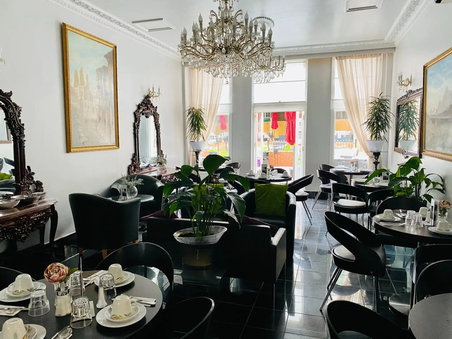 My Place Hotel