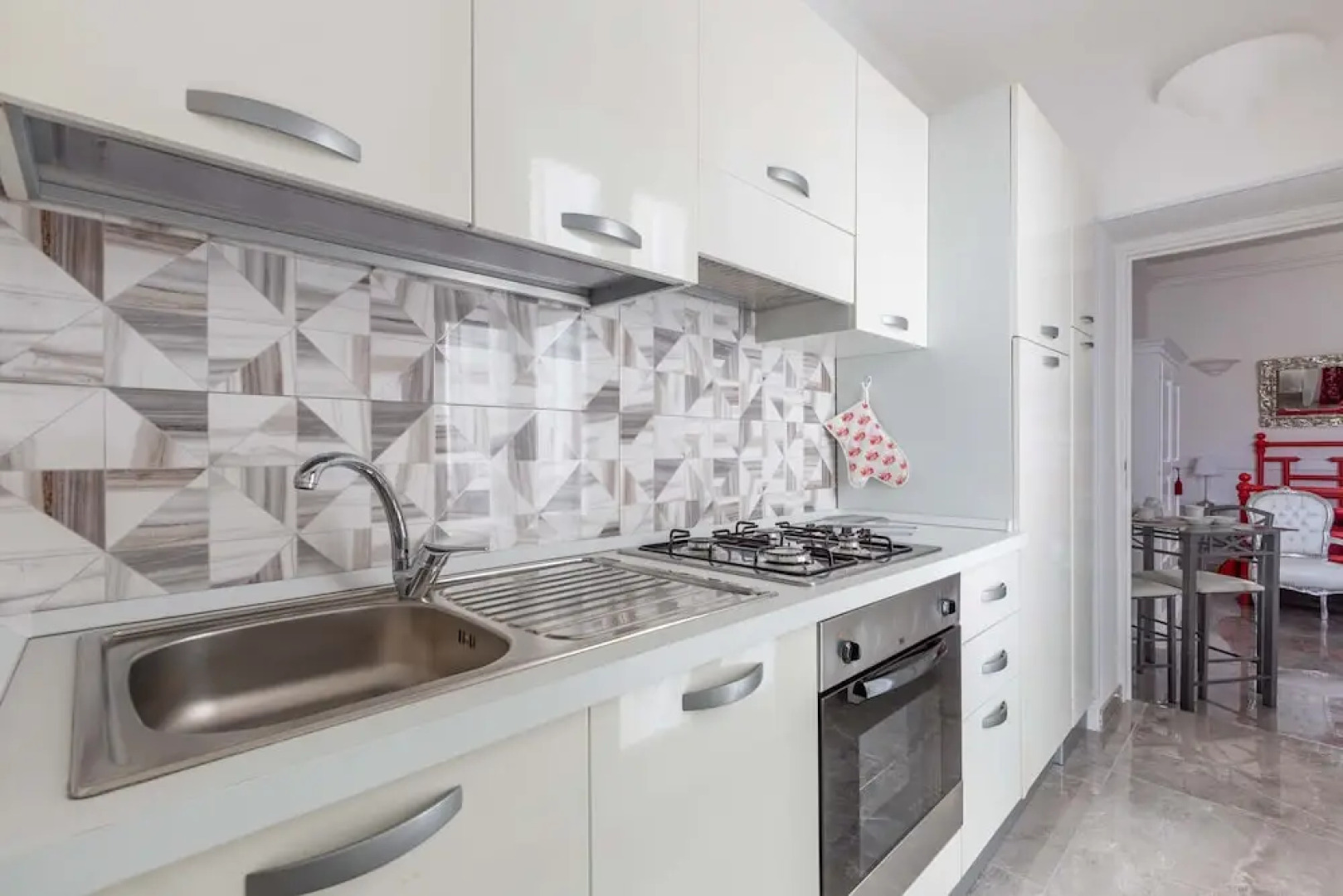 2446 Palazzo Montagna - Mono by Barbarhouse