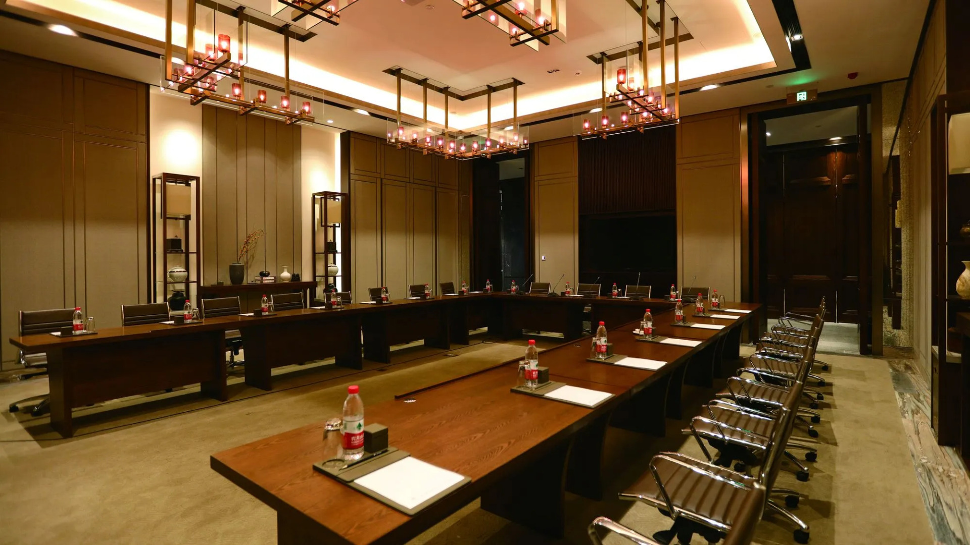 Hotel Indigo Dali Erhai by IHG