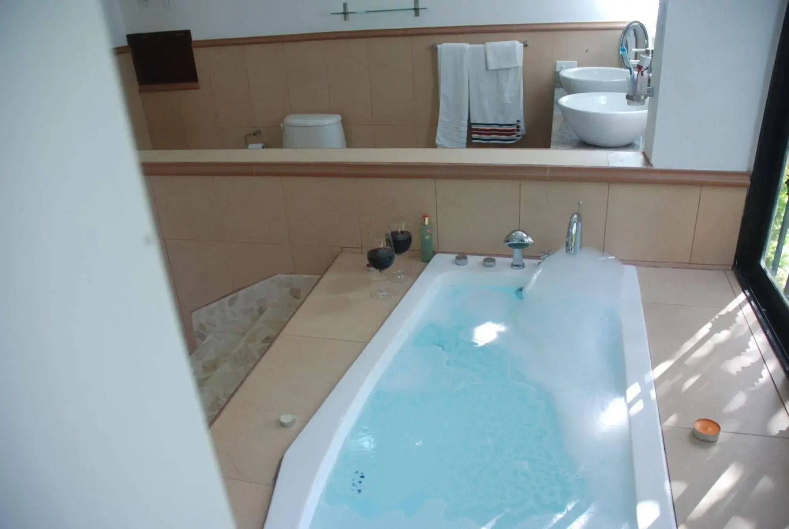 E&J Boutique Residences