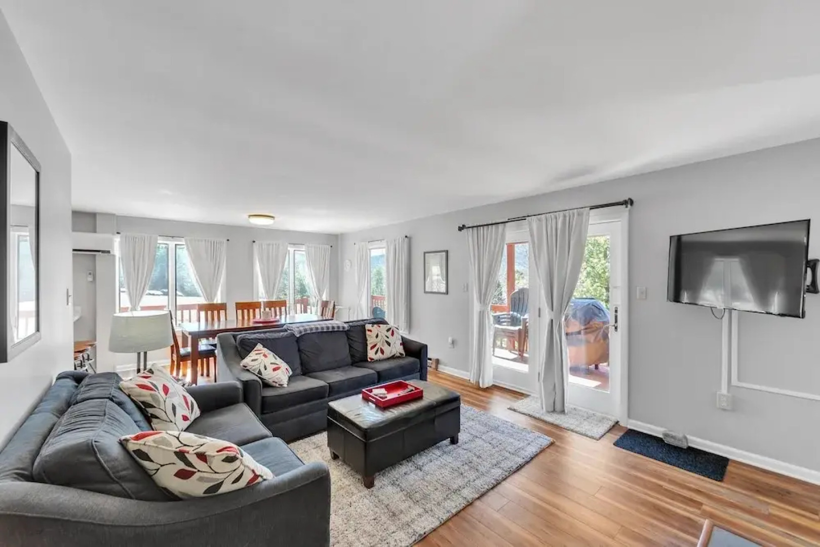 Upper Sleighride 25l - Wrap-around Deck End Unit 3 Bedroom Townhouse by The Summit at Gore Mountain