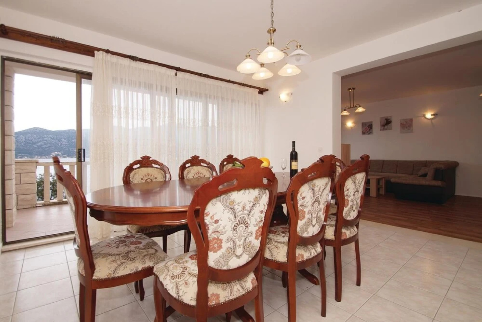 Beautiful Home in Korcula With Wifi and 4 Bedrooms