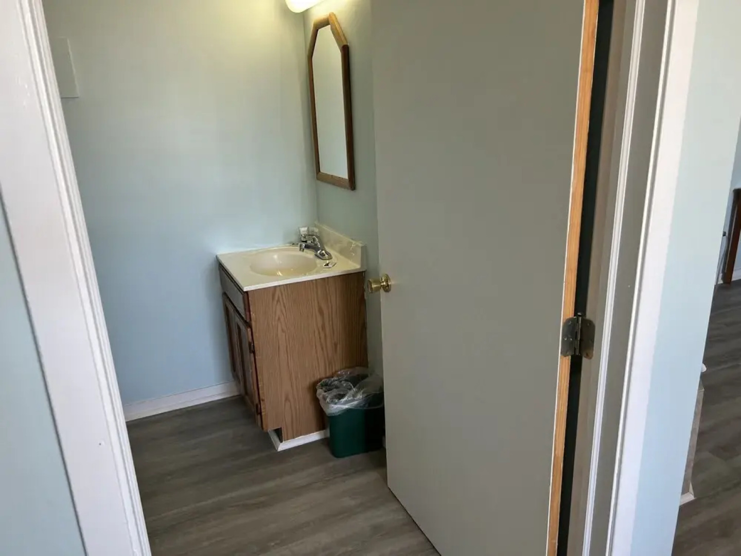 Crows Nest Inn Tawas