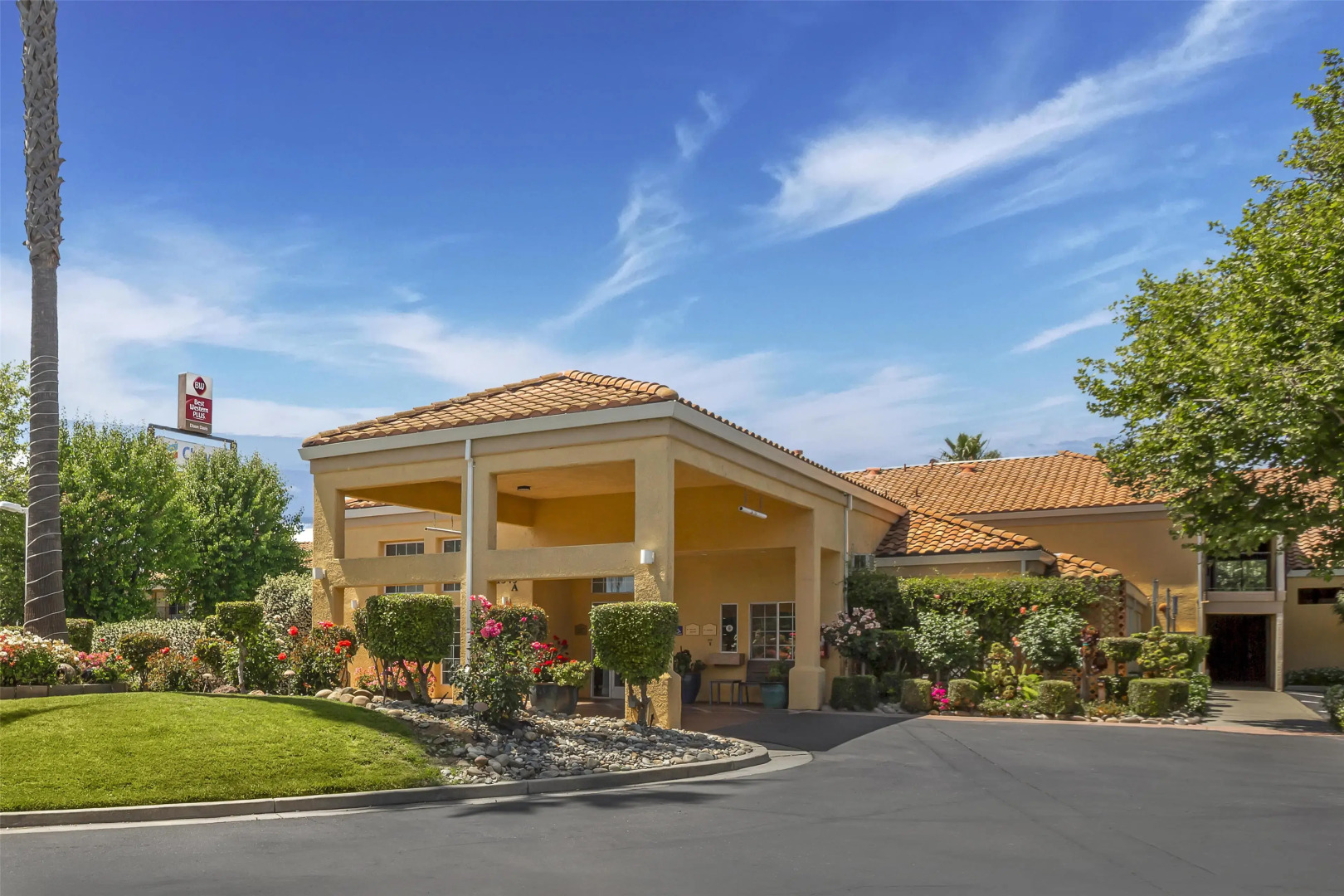 Best Western Plus Dixon Davis