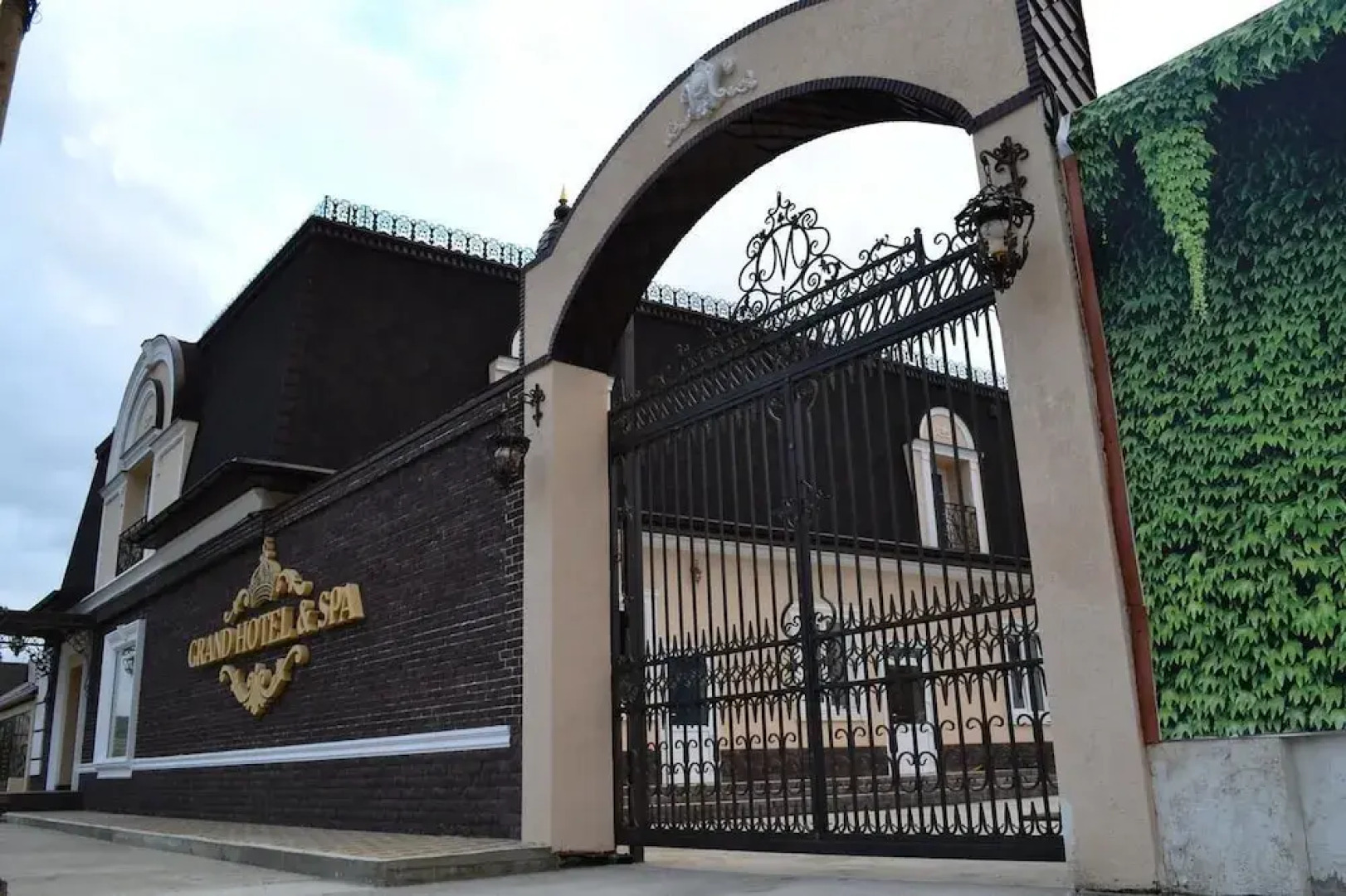 Grand Hotel &Spa Maykop