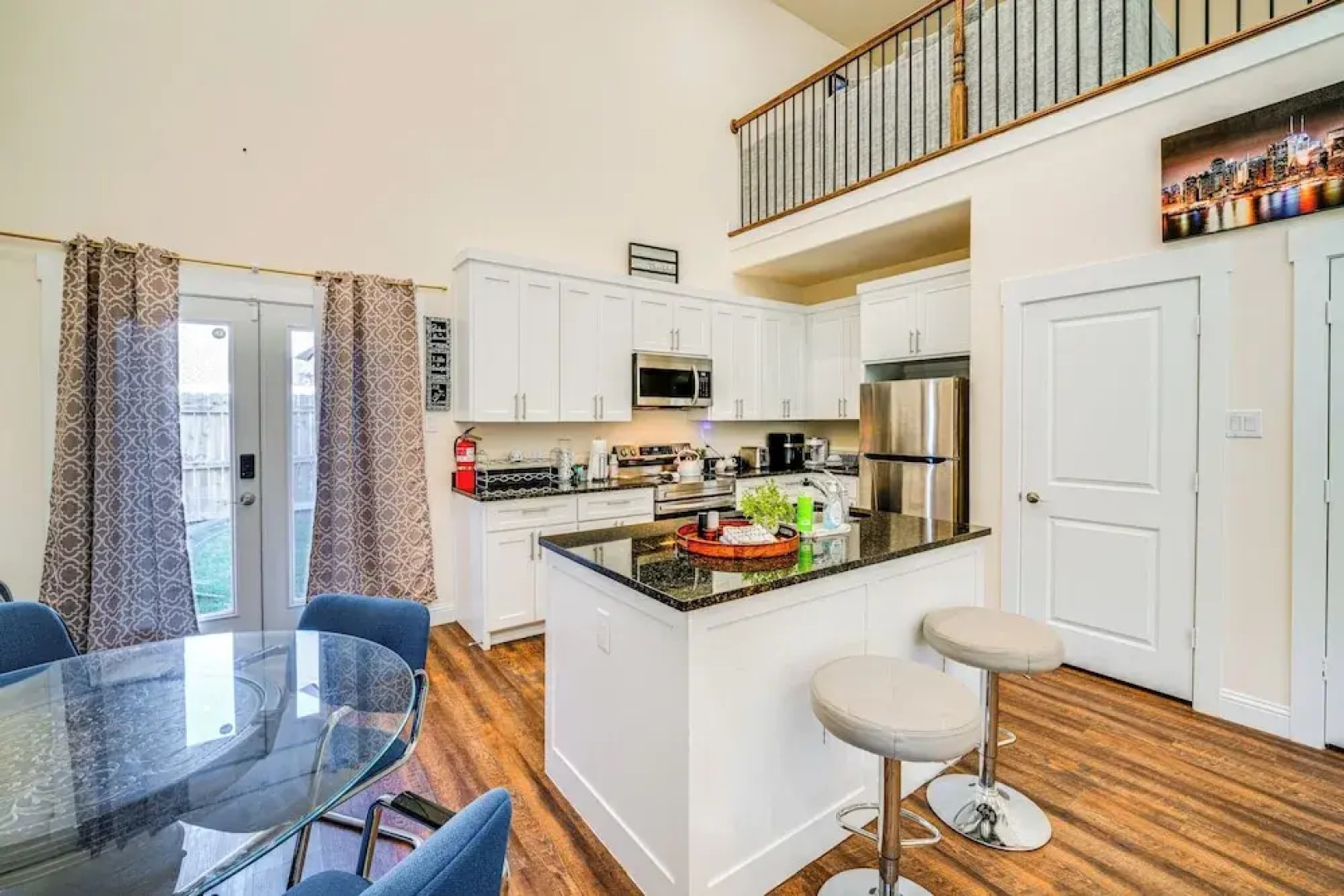 Walk to Historic Dtwn: Mckinney Family Retreat