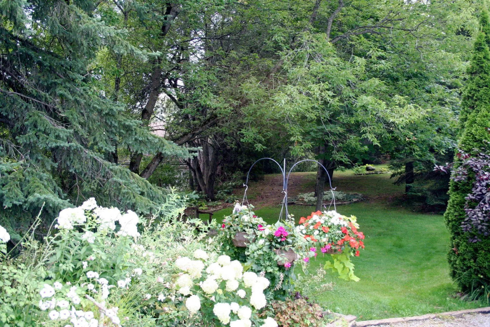 Burleys Gardens and Suite