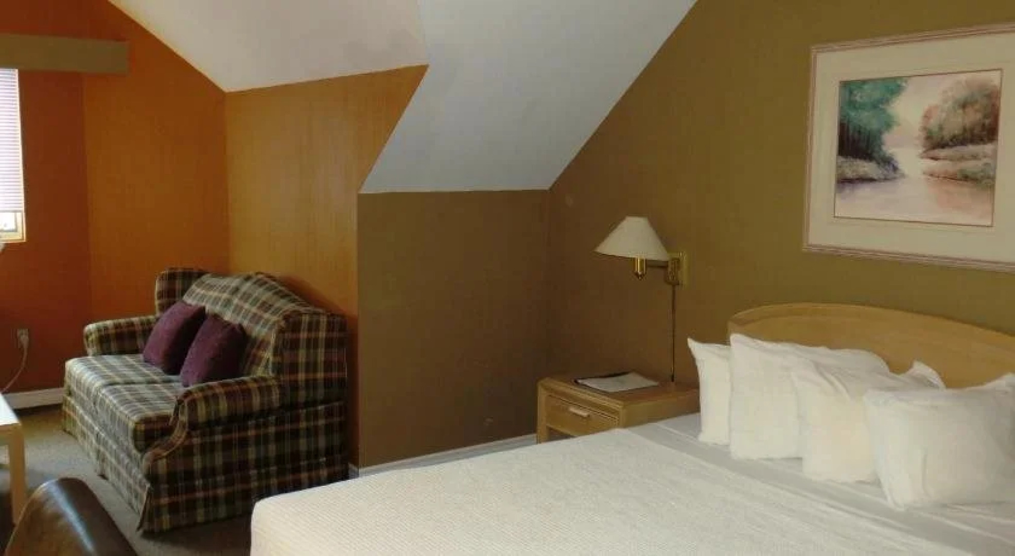 Riverside Resort & Conference Centre