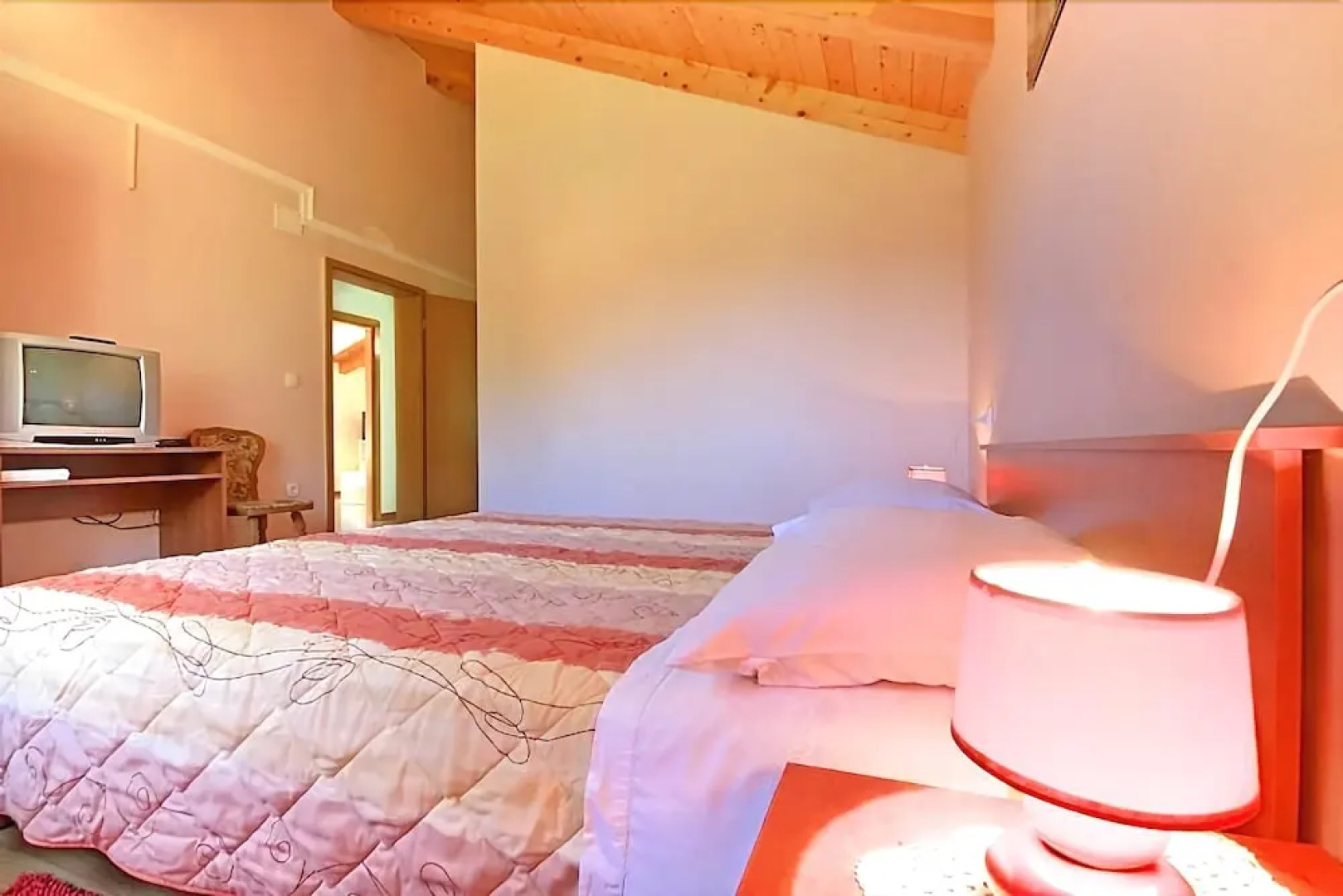 Two-Bedroom Apartment in Pomjan