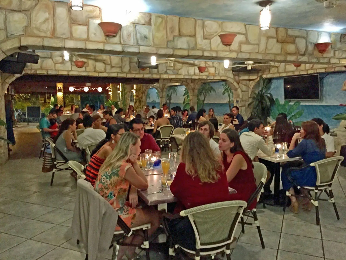 El Sano Banano Beachside Hotel