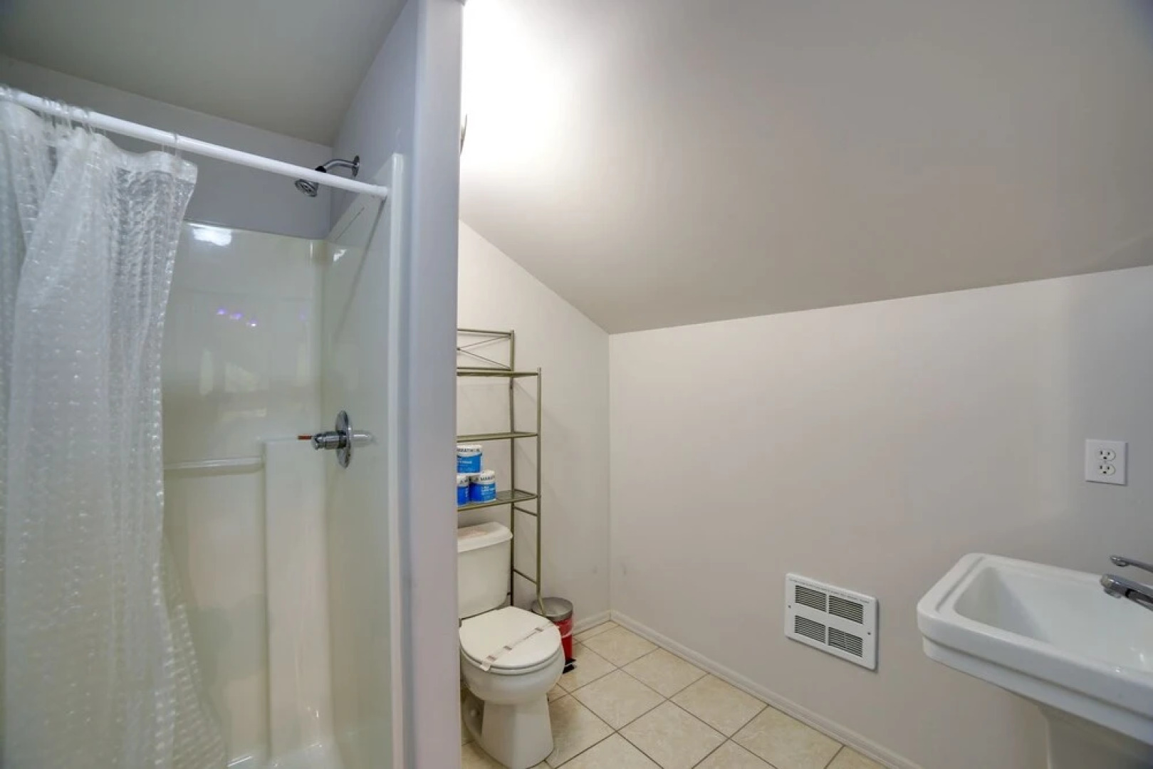 Mt. Baker Lodging Cabin 40 – Pool Table, Sleeps 11! by MBL