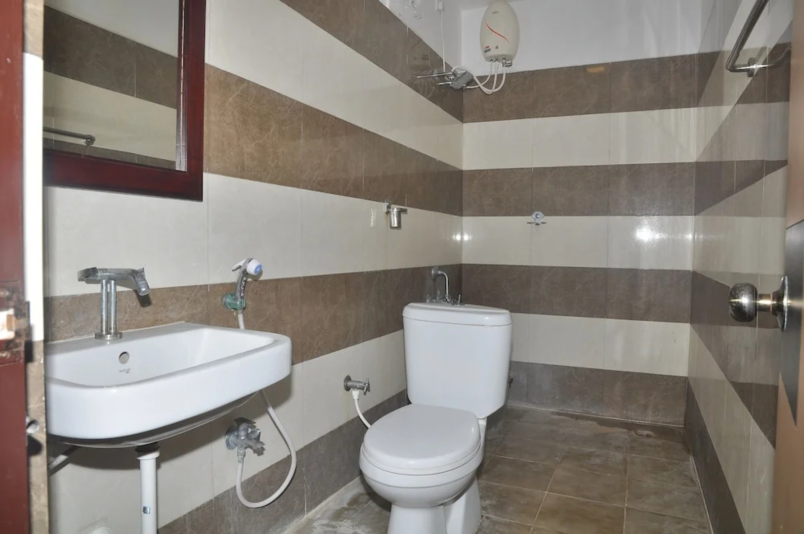 Kalaimagal Residency