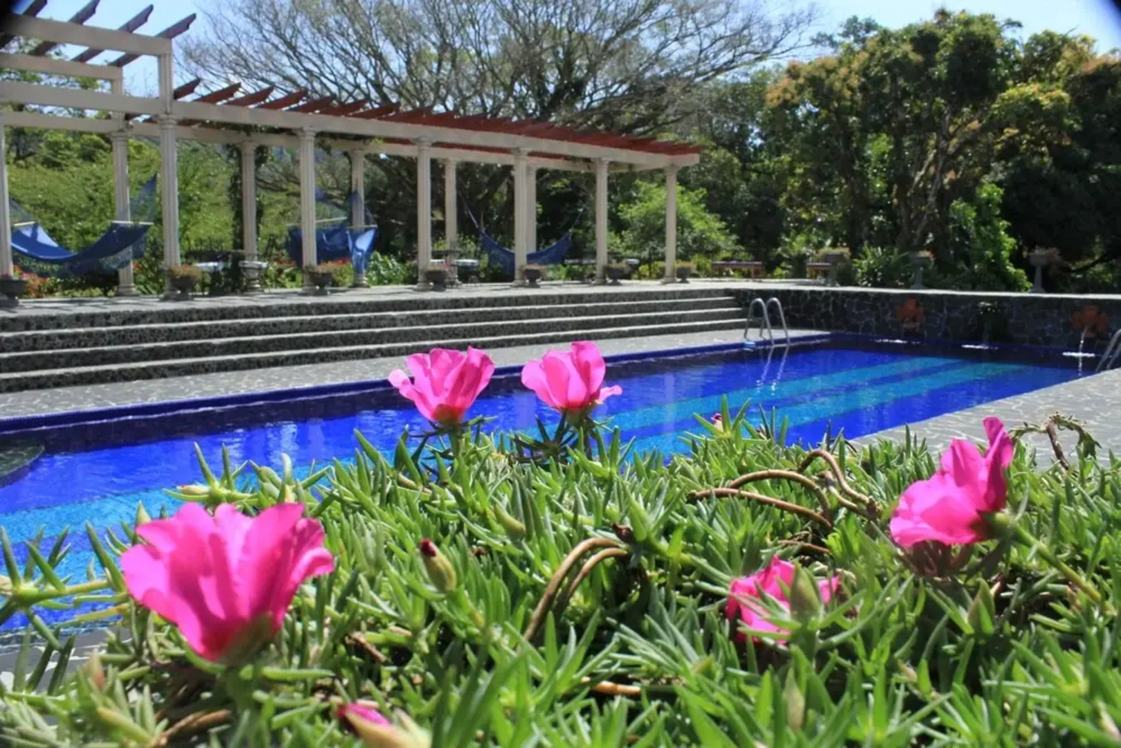 Crater Valley Boutique & Spa