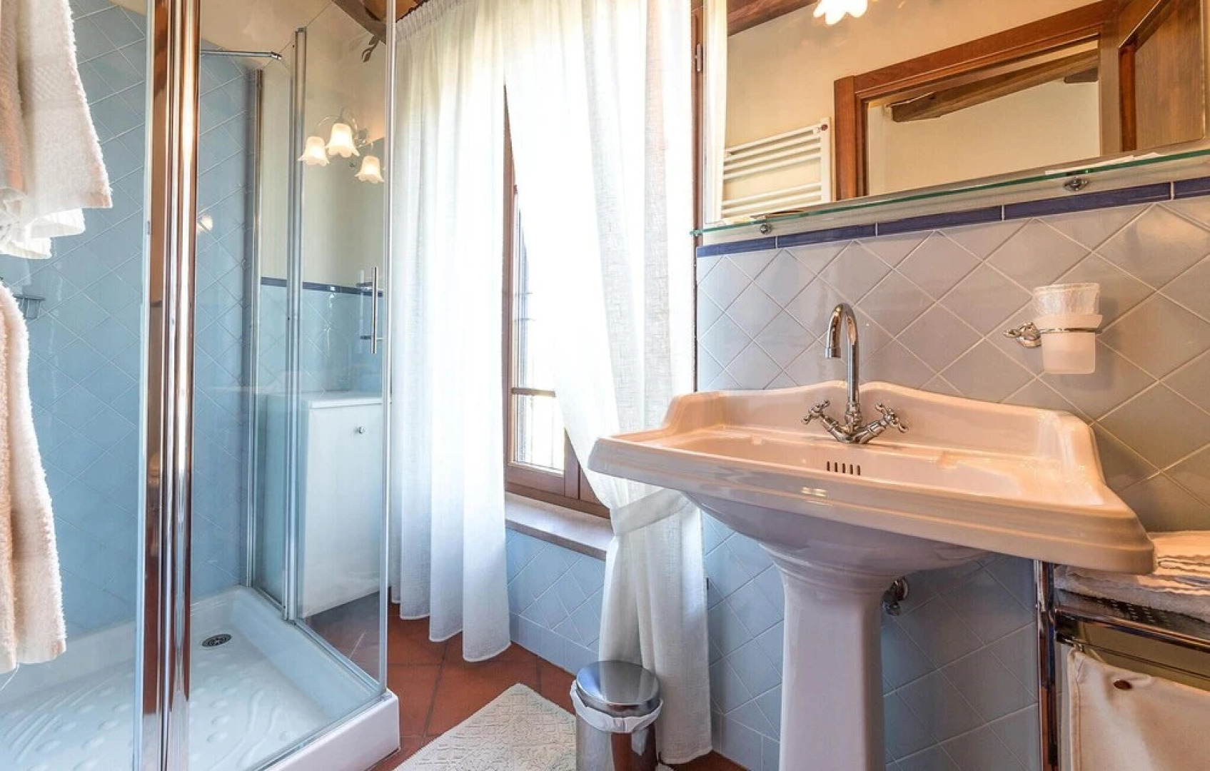 Amazing Home in Chiusi With Wifi, Private Swimming Pool and Outdoor Swimming Pool