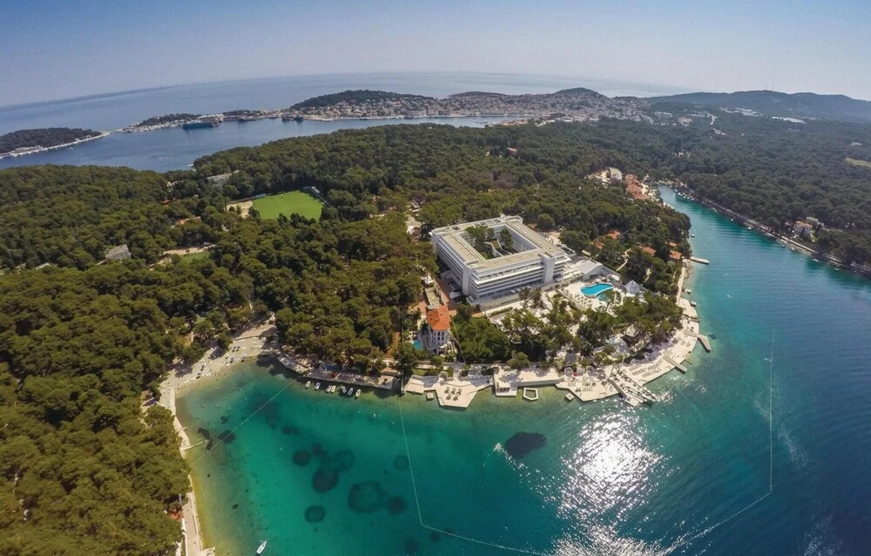 Stunning Home in Sveti Jakov With Sauna, Wifi and 3 Bedrooms