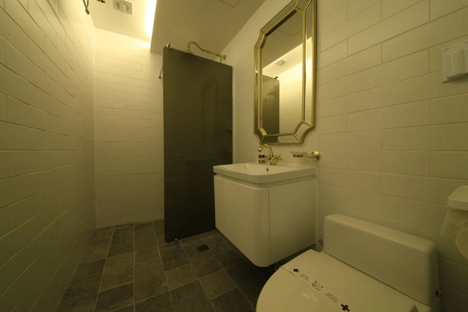 Kayla Hotel