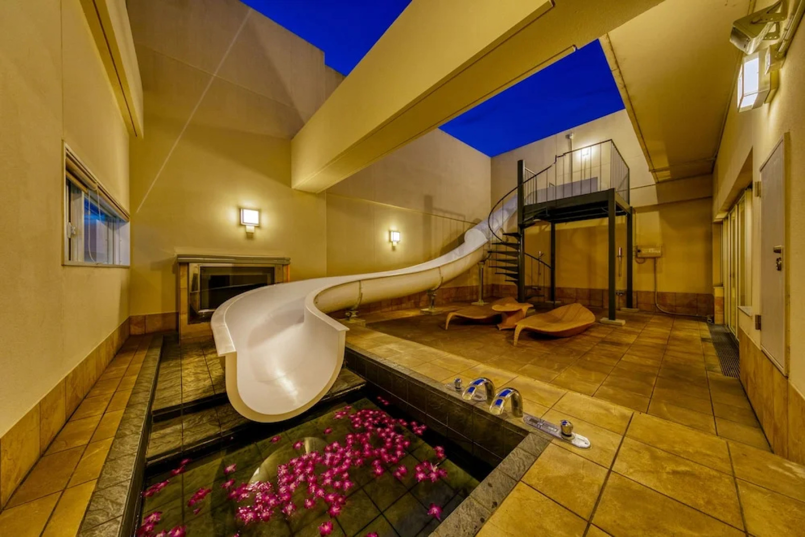 Hotel Lotus Toyonaka (Adult Only)