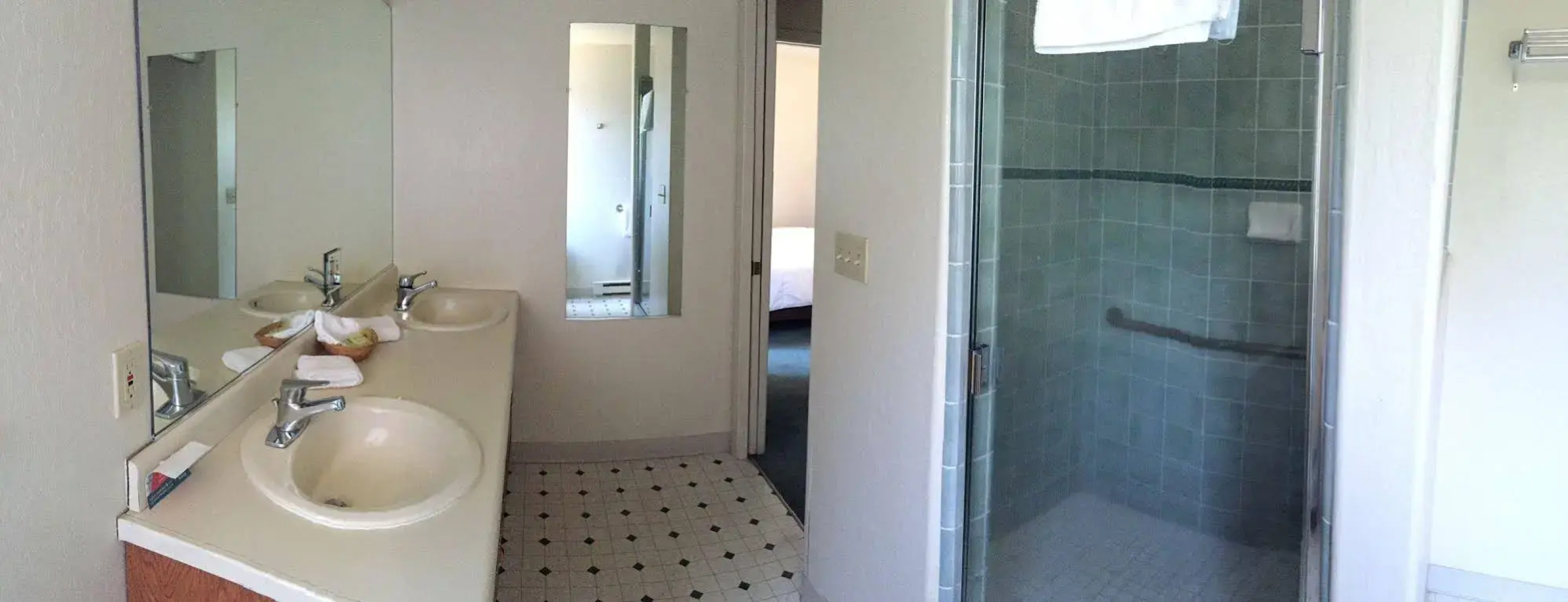 The Inn at Boatworks