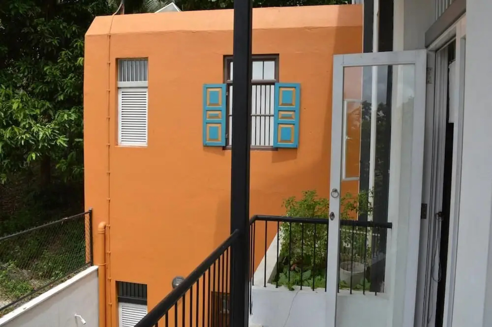 Star Class Comfort In Capital City