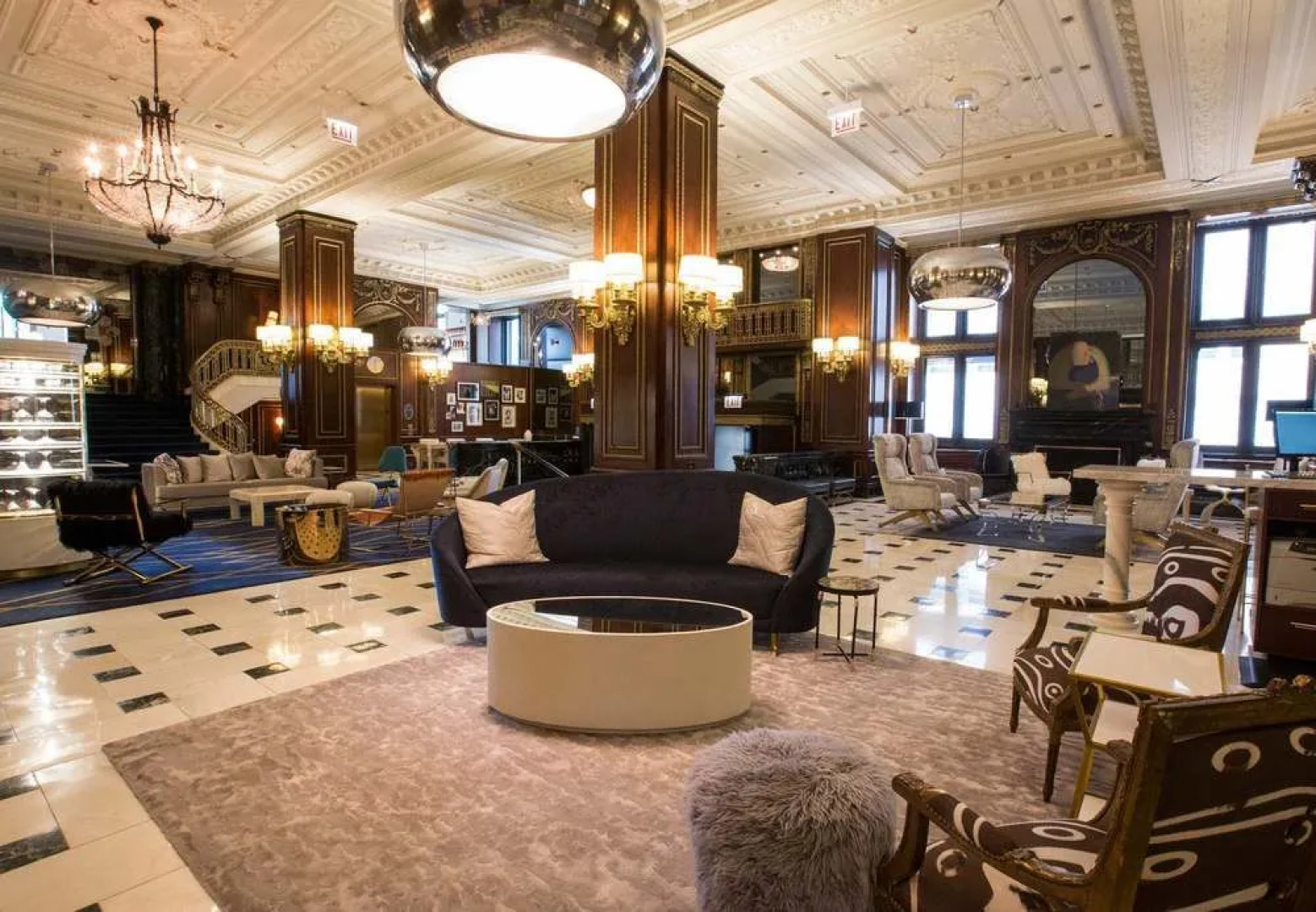 The Blackstone, Autograph Collection