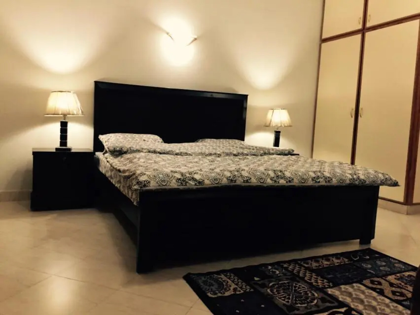 Rove Lodging - Three Bed Apartment, Murree