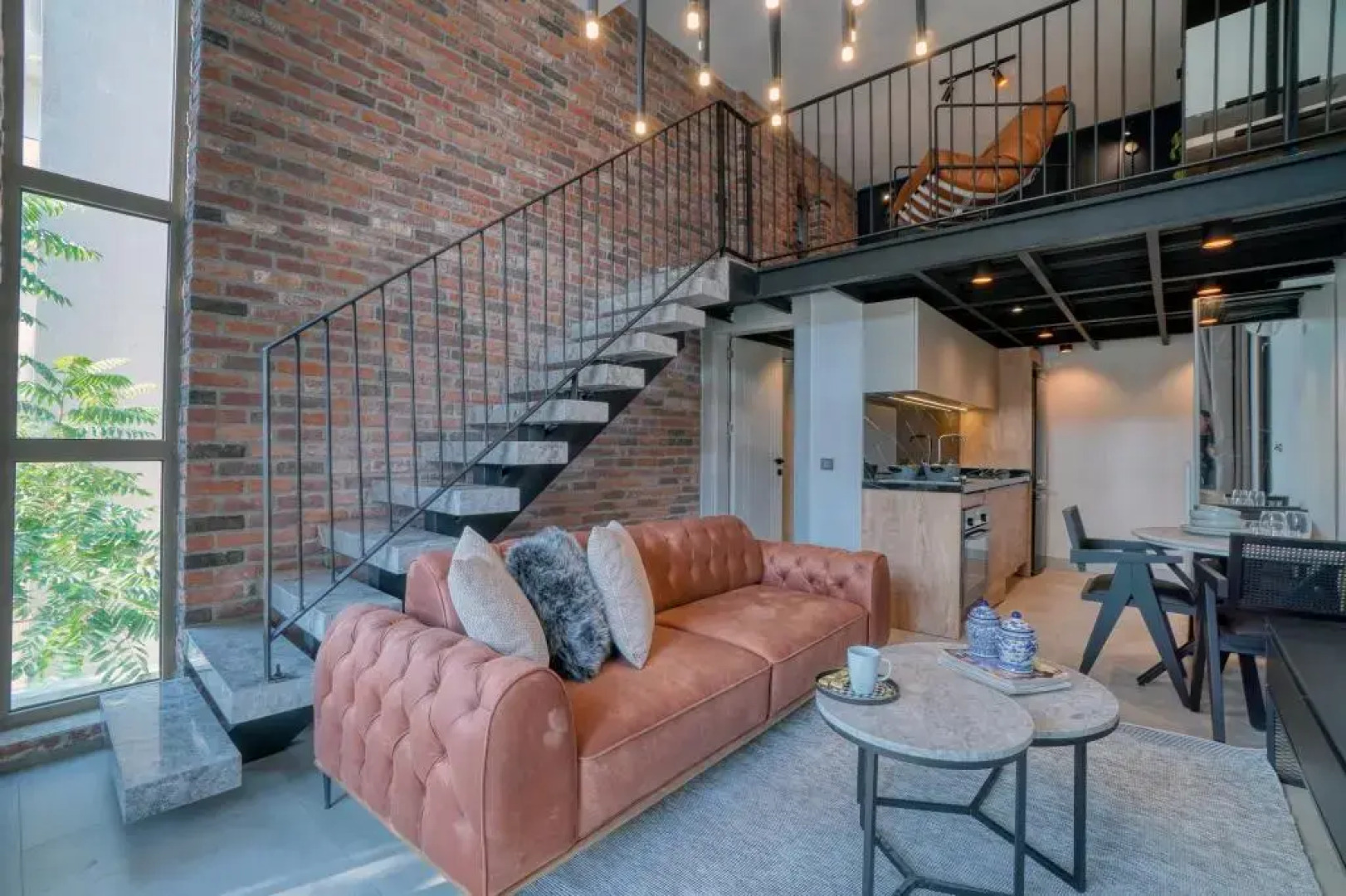 Ayayorgi̇ Homes & Hotels