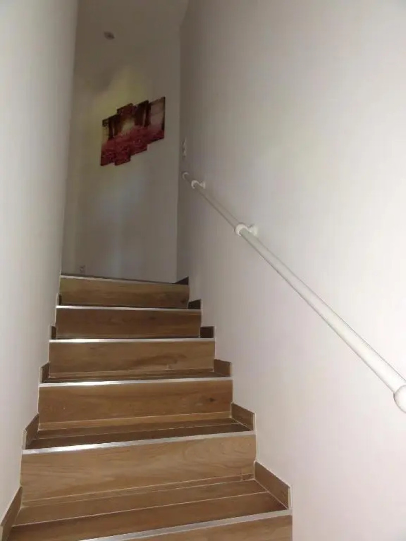 Maison de 3 chambres avec terrasse amenagee et wifi a Esparron de Verdon