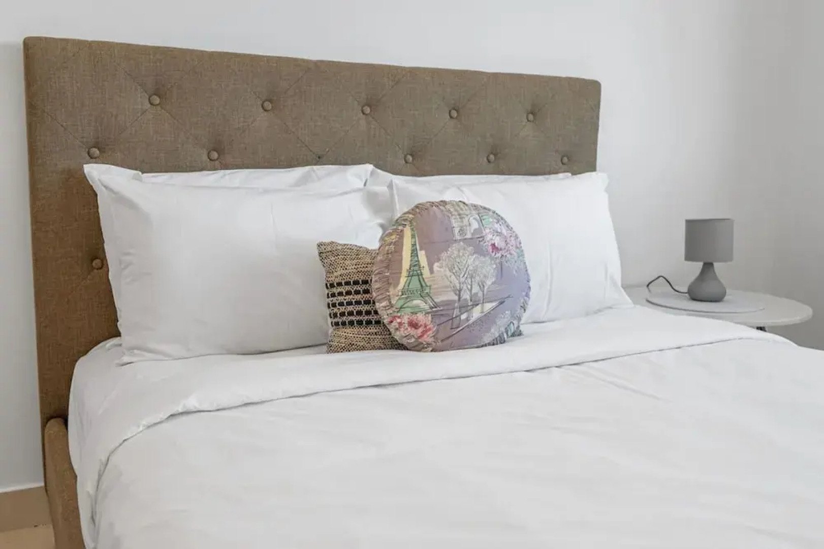 Yanti at Nightcliff Foreshore Pool Shops Cafe