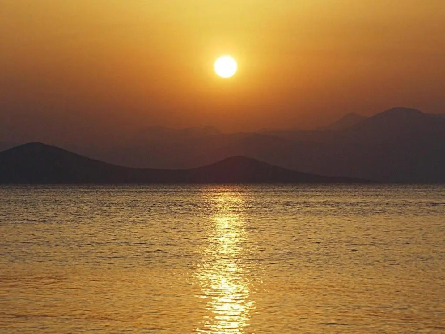 Theologos: Front Sea View Apartment