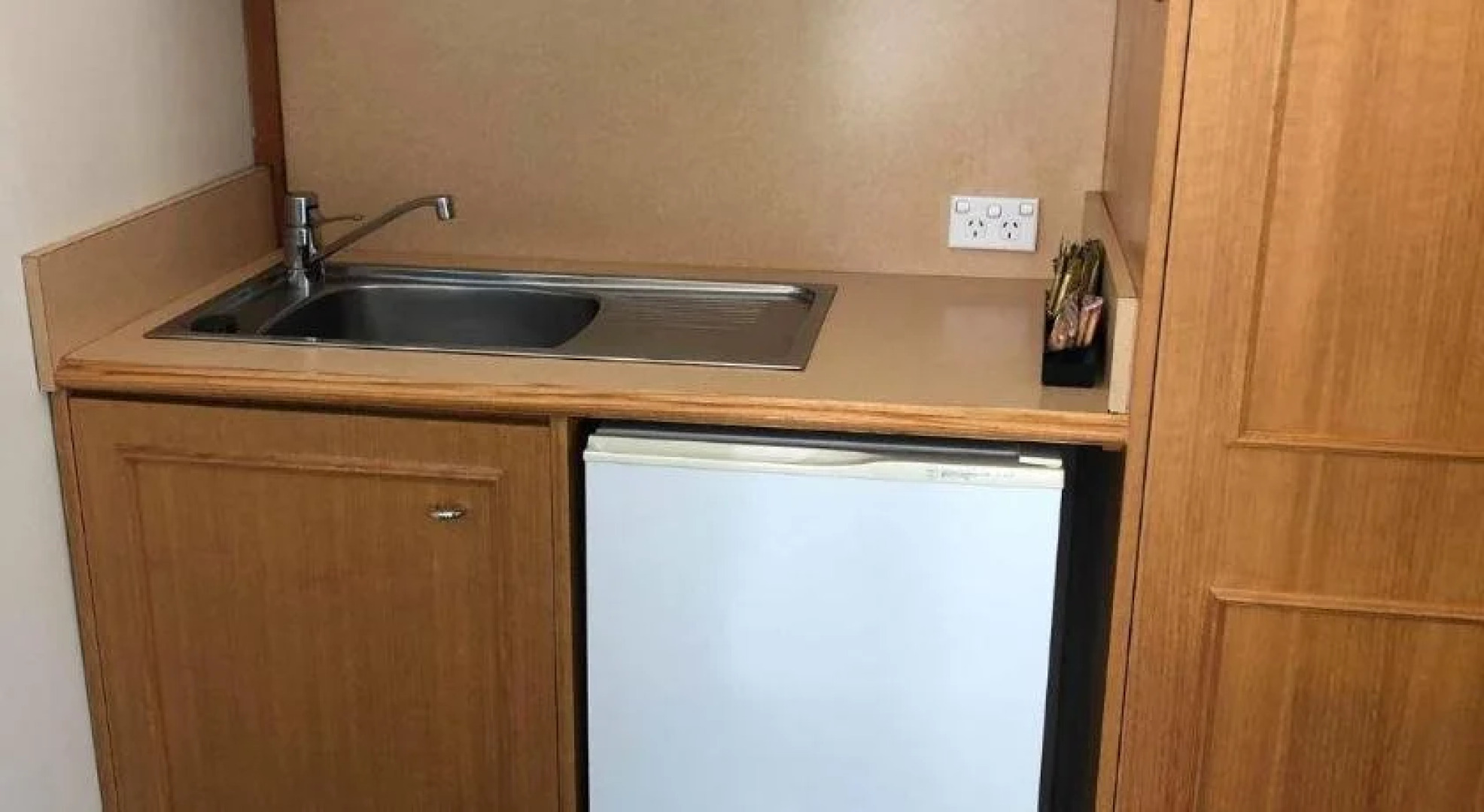 Young Federation Motor Inn