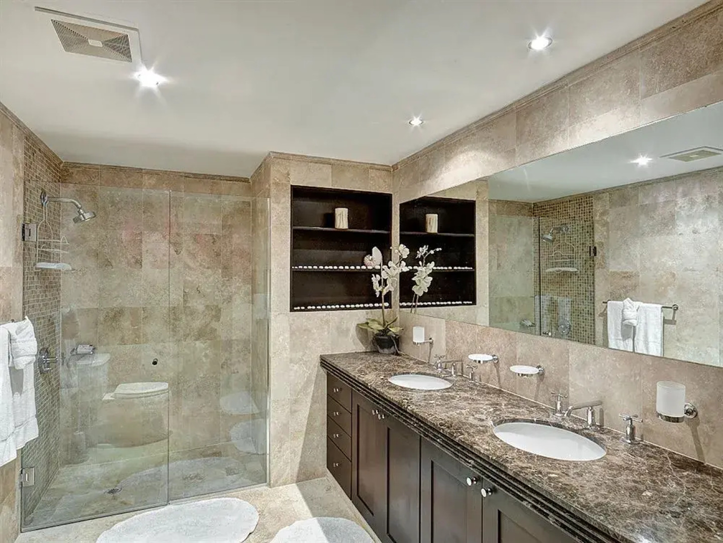 Coral Cove Beachfront Villas