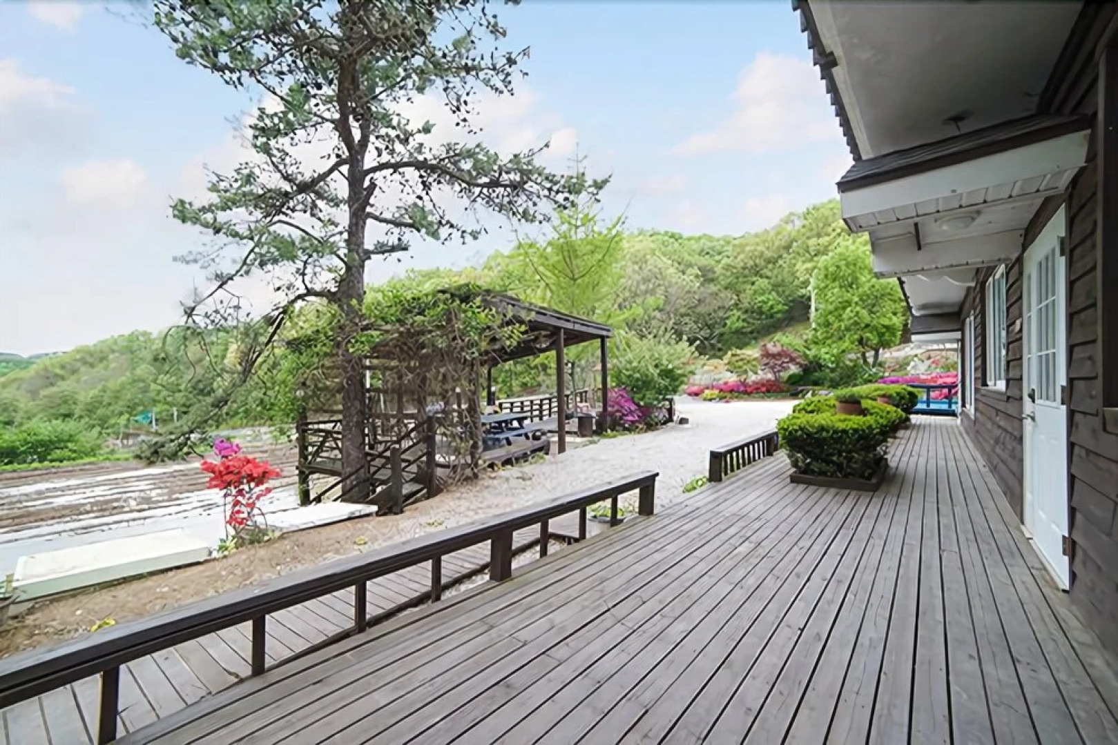 Yeosu Blue Sky Galaxy Pension