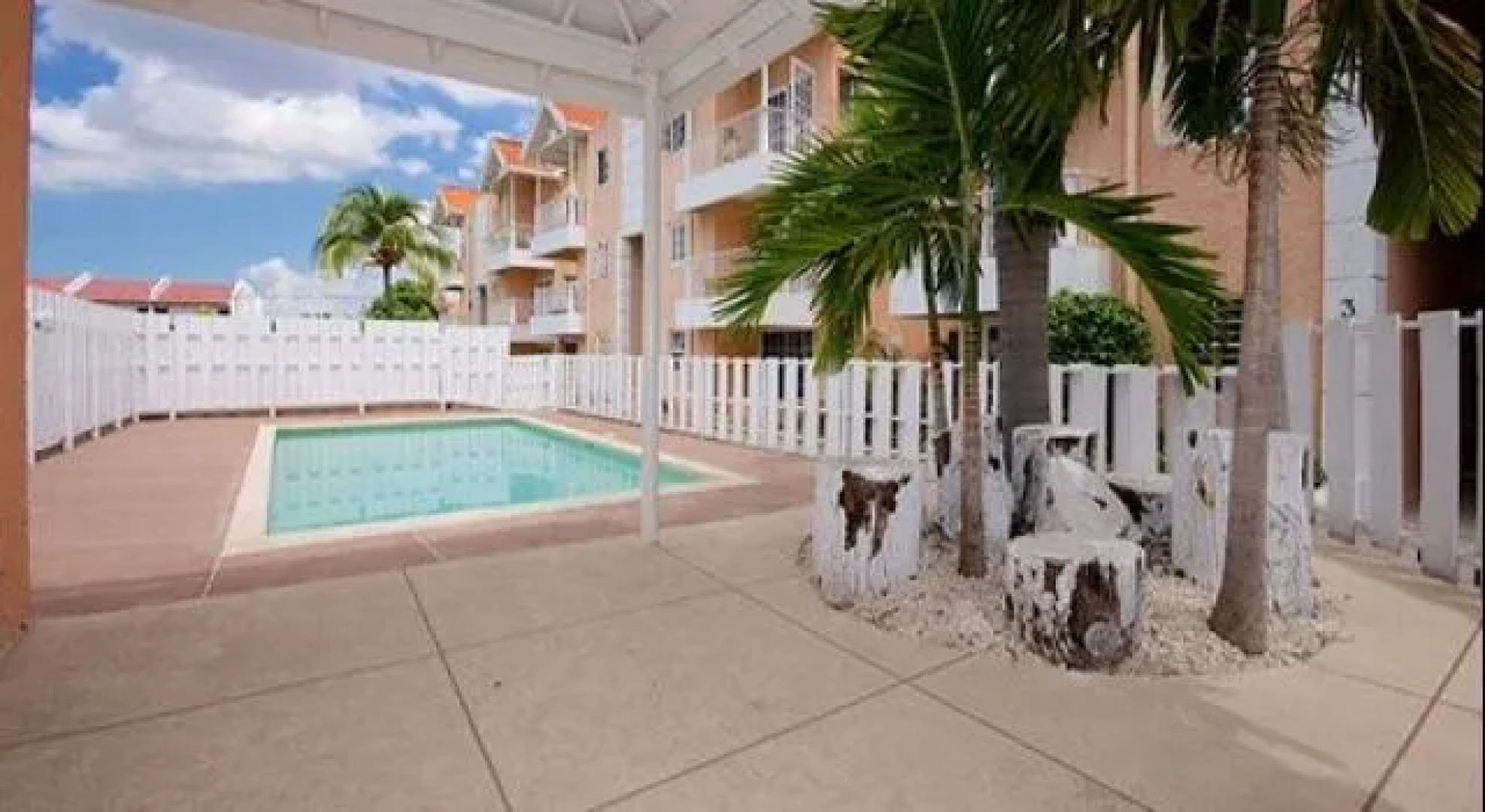 Cozy Spot In Kingston