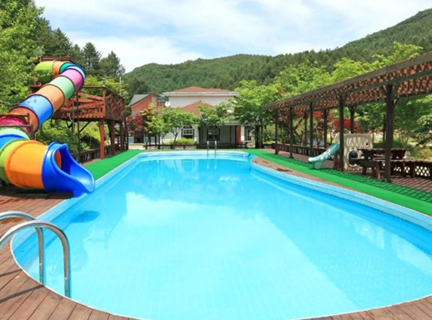 Yangpyeong Wide-garden House Pension