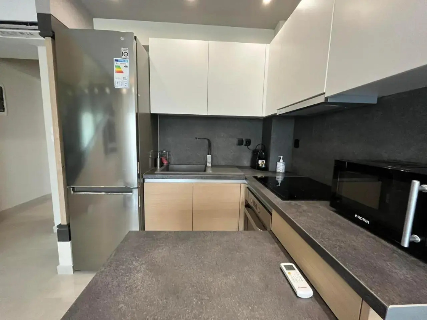 Artline Luxury Suites