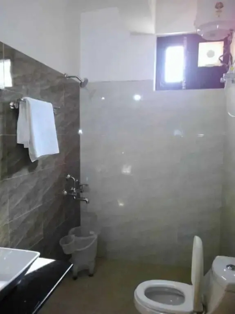 Hotel Trishul Regency