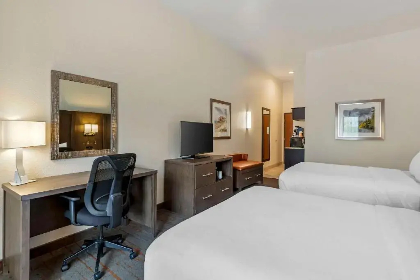 Comfort Inn & Suites Brighton Denver NE Medical Center