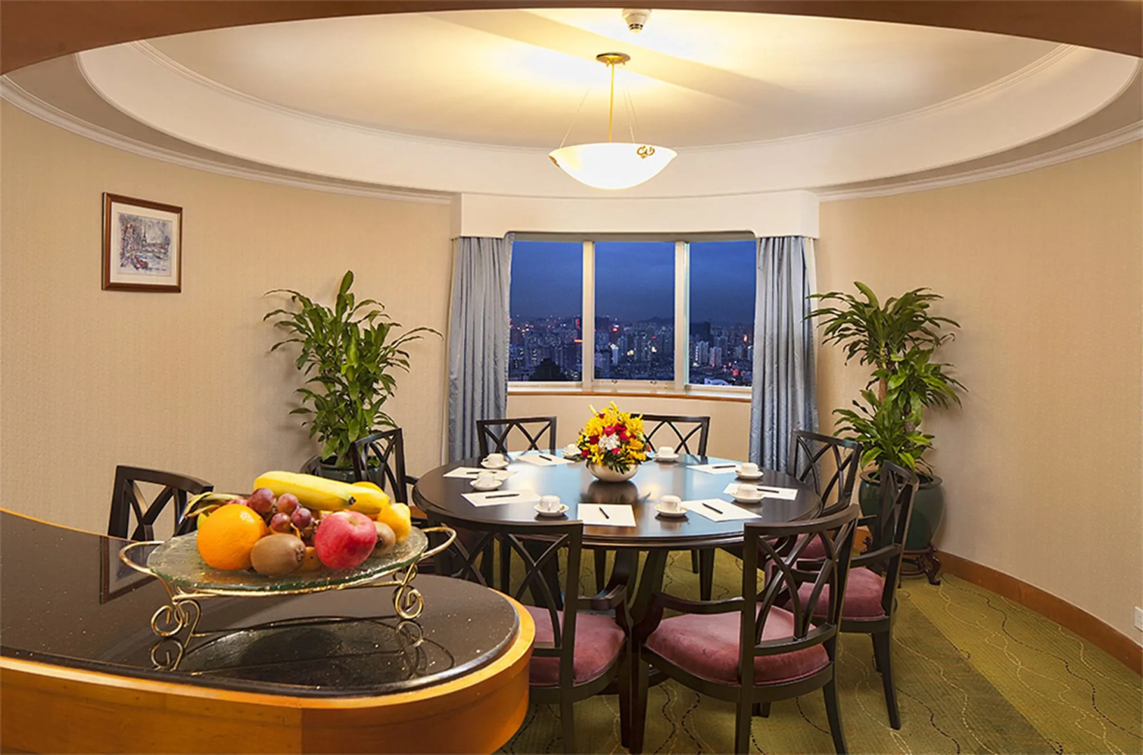 Renaissance Shenzhen Luohu Hotel