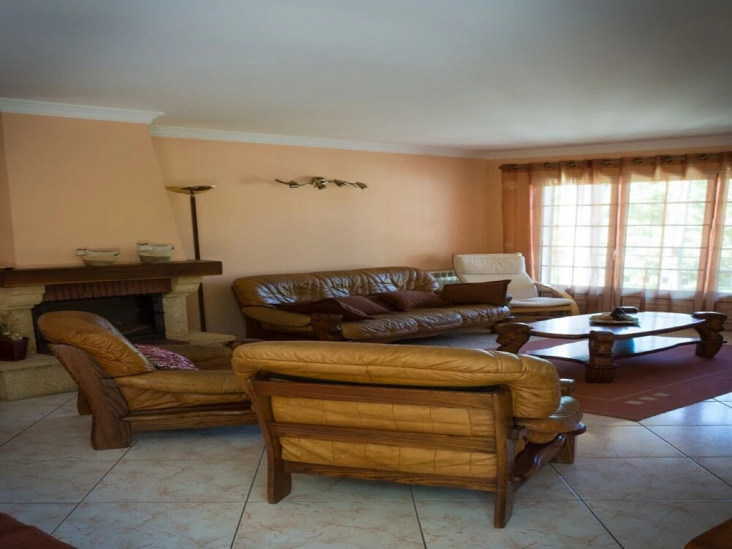 Pet Friendly and Gametable - Mystay