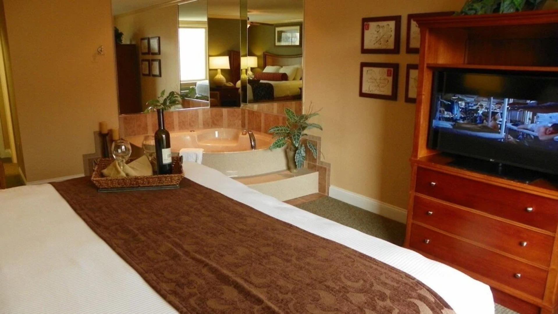 Pollard Brook Vacation Condo in the White Mountains of New Hampshire! - PB Feb 12th-14th, 2wol