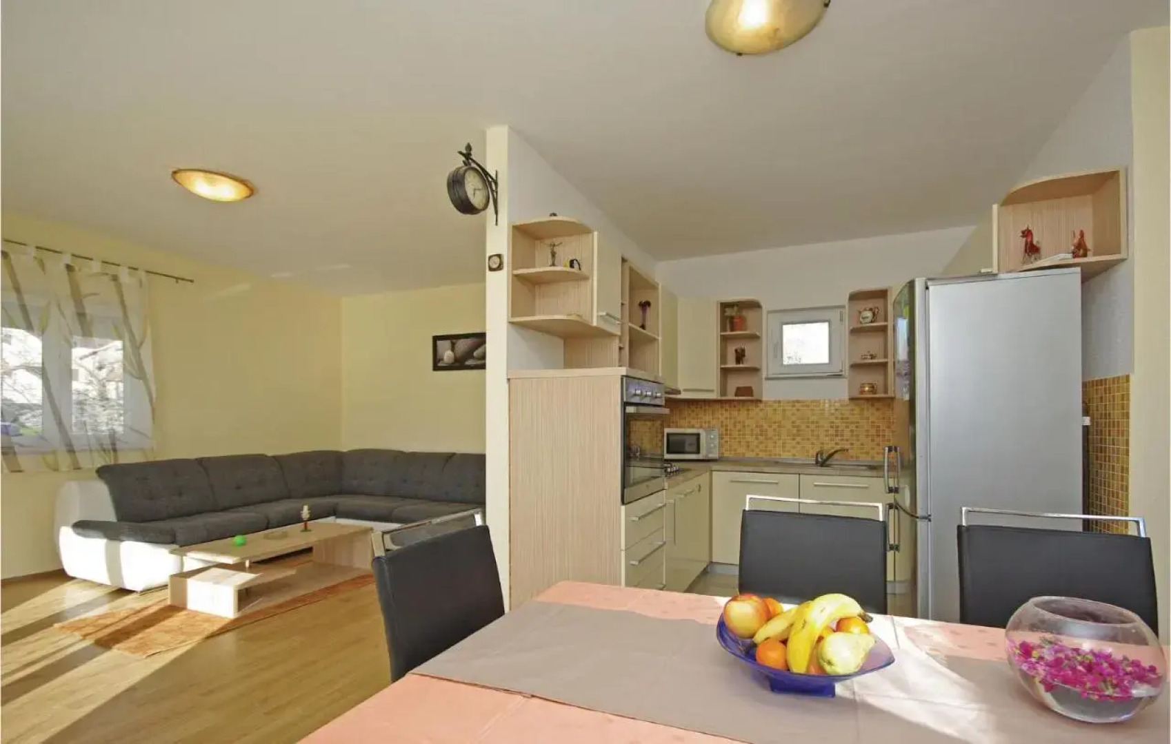 Holiday Home Kresevo with Fireplace 11