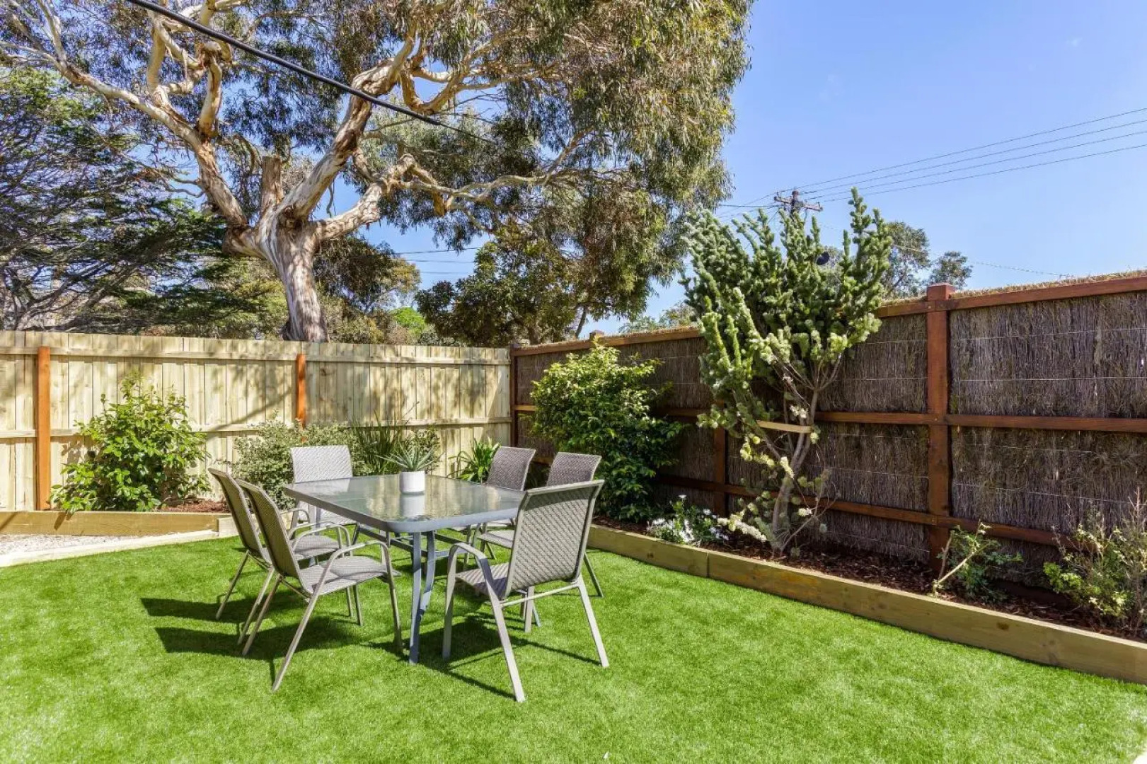 2 Bedroom Unit - Close To The Beach